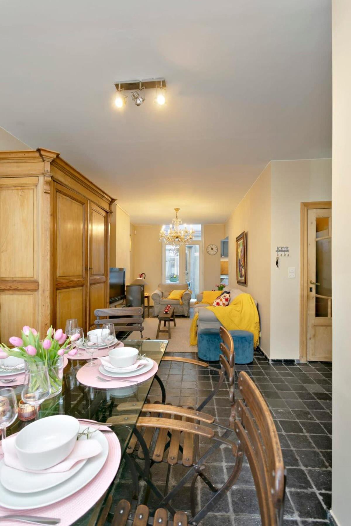 Huswell - Charming Town House In Historic Center Of Bruges Βίλα Εξωτερικό φωτογραφία